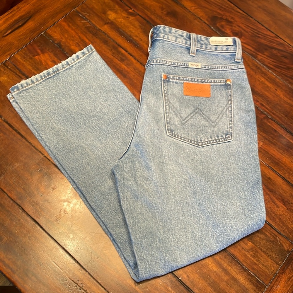 NWT Wrangler Wild West 603 high rise straight